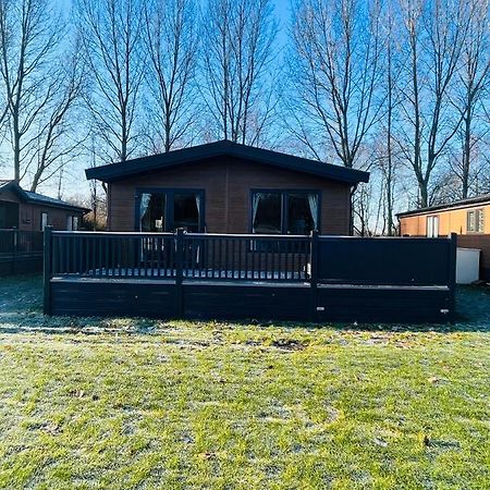 Loki'S Retreat Lodge With Hot Tub Йорк Экстерьер фото